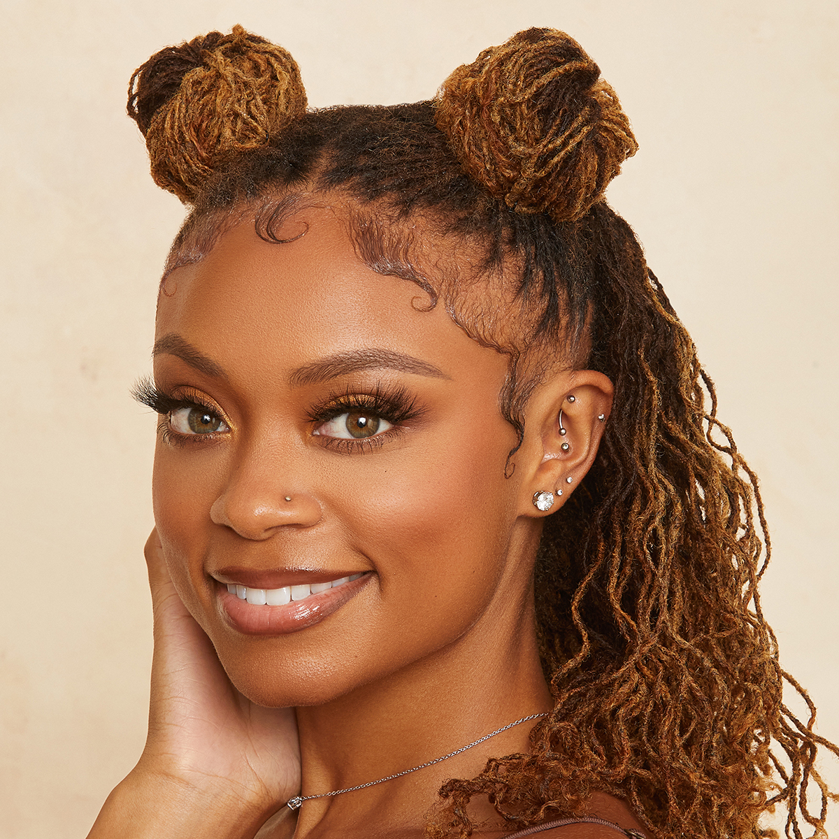 KISS Colors &amp; Care Edge Fixer 100mL - Sweet Peach